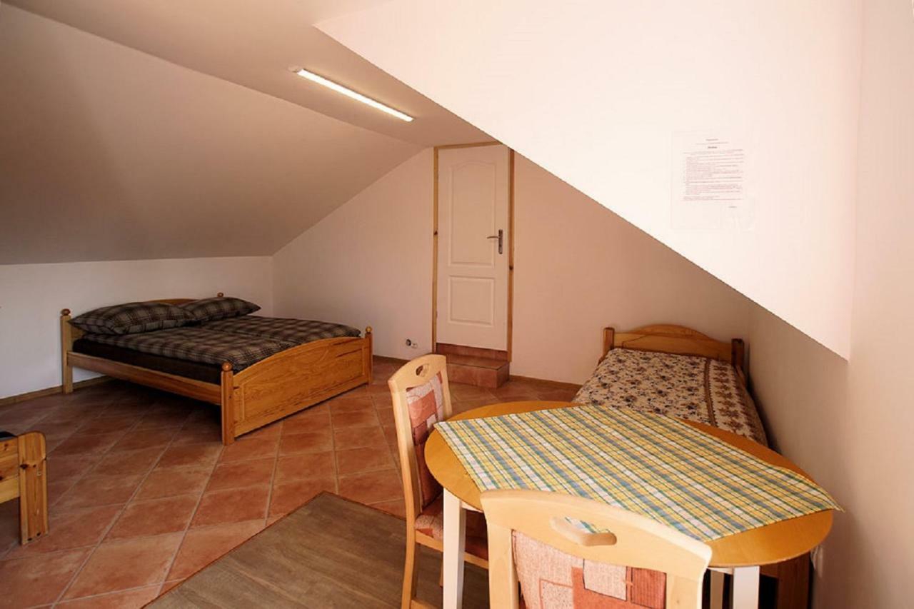 Apartamento Agroturystka Na Polanie Swieta Katarzyna  Exterior foto