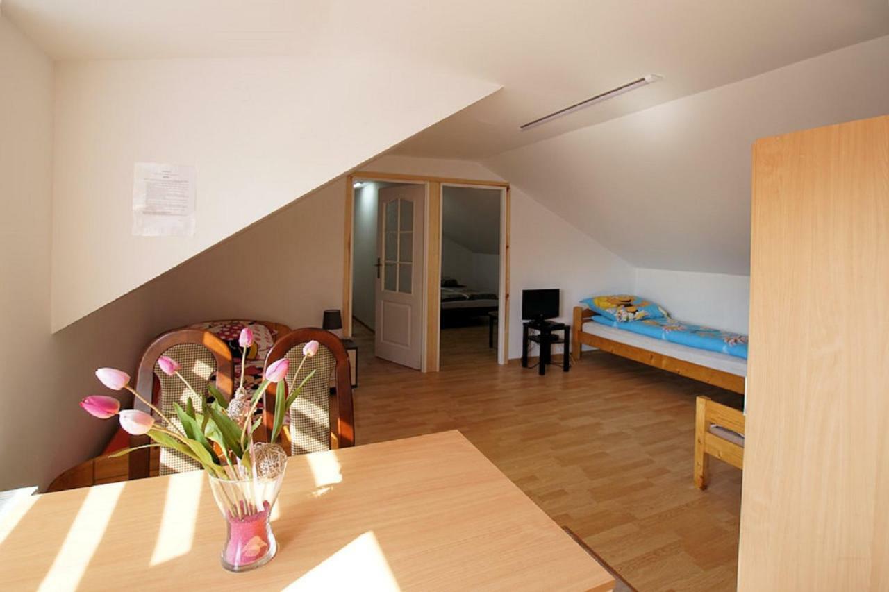 Apartamento Agroturystka Na Polanie Swieta Katarzyna  Exterior foto